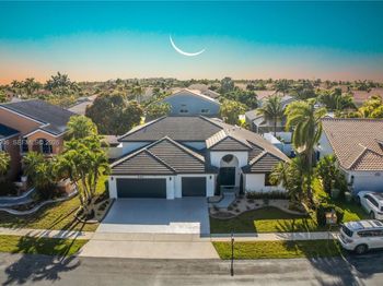 930 NW 197th Ave