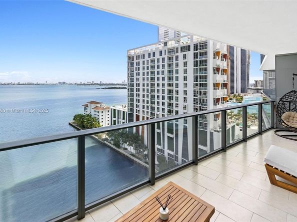 460 NE 28th St 1404, Miami FL 33137