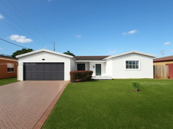 7601 Embassy Blvd, Miramar FL 33023