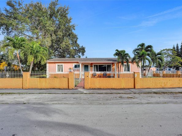 16001 NW 28th Pl, Miami Gardens FL 33054