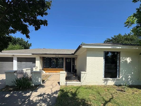 505  Russell Road , Everman Texas 76140