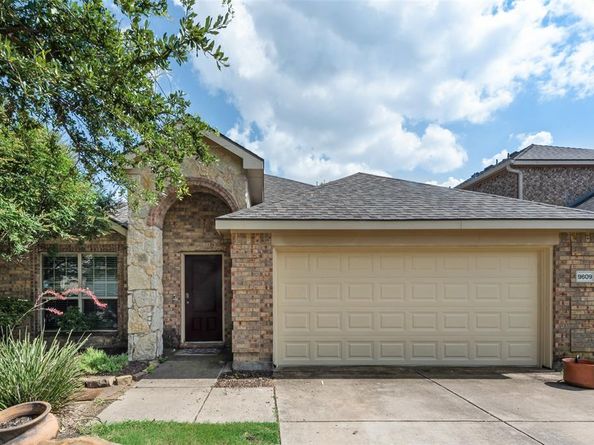 9609  Falcons Fire Drive , McKinney Texas 75072