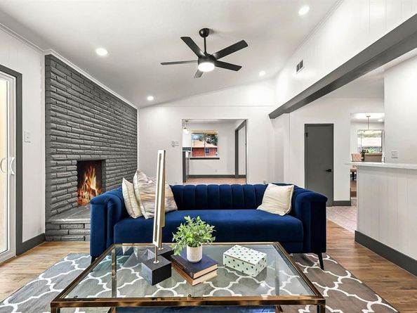 944  Timber Dell Lane , Dallas Texas 75232