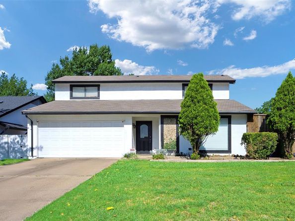 2707  Colonial Drive , Carrollton Texas 75007