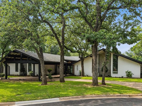 405  Woodbriar Court , Colleyville Texas 76034