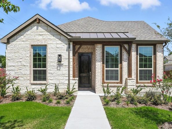 2000  Belvedere Street , Garland Texas 75041