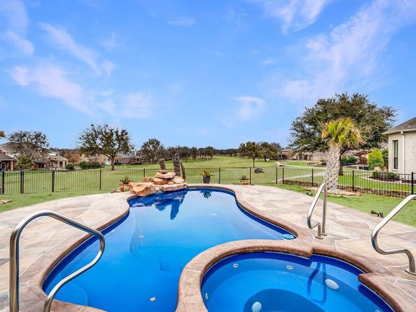 12129  Indian Creek Drive , Fort Worth Texas 76179