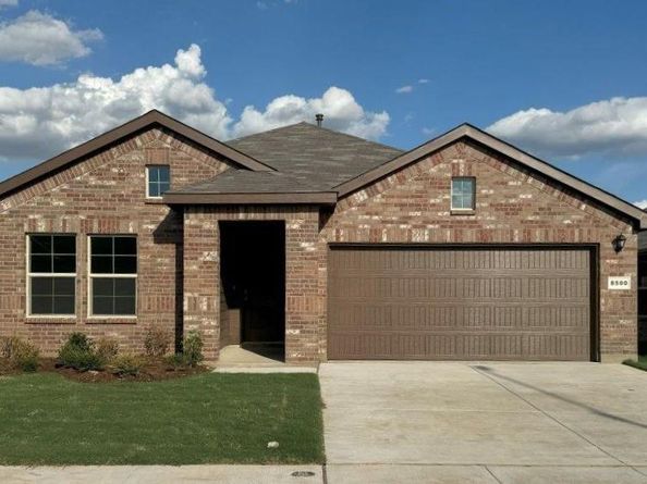 8500  HOLLYMEAD Lane , Fort Worth Texas 76131