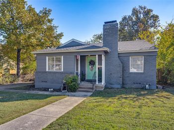 702  Reverchon Drive 