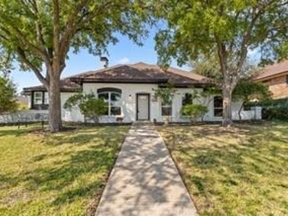 3005  Club Hill Drive , Garland Texas 75043