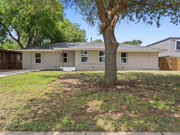 6625  Bridges  , Richland Hills Texas 76118