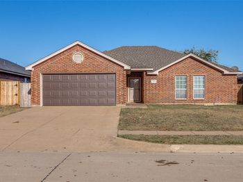 941  La Sierra Drive 