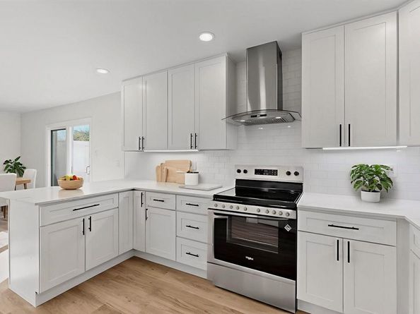 5731  Harvest Hill Road  1044, Dallas Texas 75230