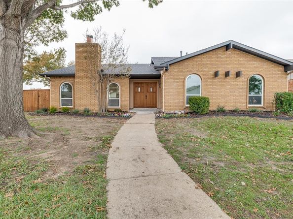 1912  Primrose Lane , Carrollton Texas 75007