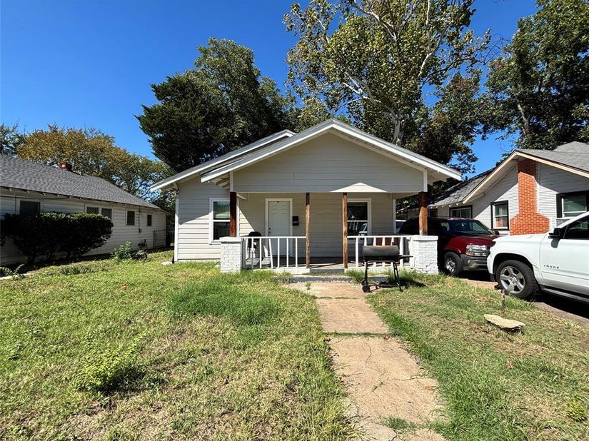 2917  Lenway Street , Dallas Texas 75215