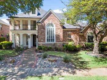 5915  Dripping Springs Drive 