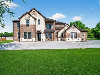 1530 S Houston School Road 