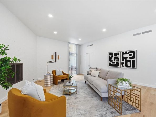 3718  Holland Avenue  2, Dallas Texas 75219