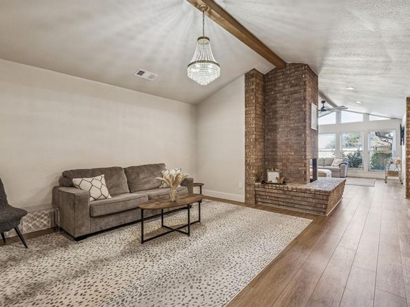 4512  Ranch View Road , Fort Worth Texas 76109