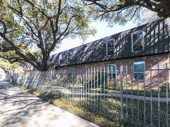 5322  Fleetwood Oaks Avenue  142, Dallas Texas 75235