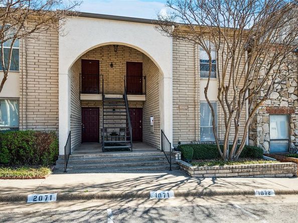 15926  Stillwood Street  2072, Dallas Texas 75248