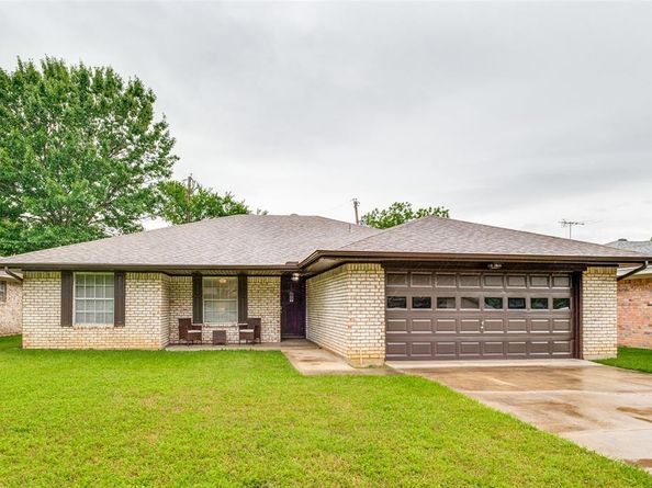 1209  Randy Drive , Irving Texas 75060