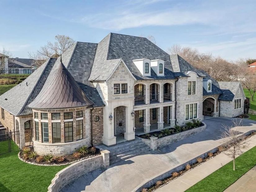 1116  Excalibur Boulevard , Lewisville Texas 75056