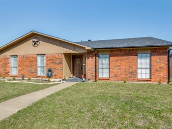 2110  Burrows Trail 