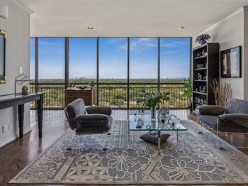 6335 W Northwest Highway 
