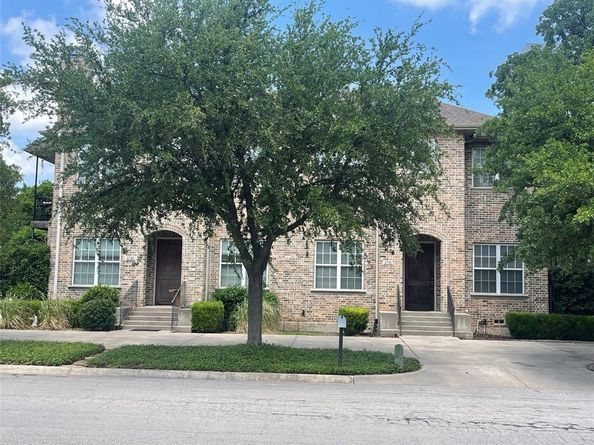 1716-1718  Stonegate Drive , Denton Texas 76205