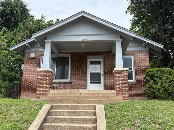 2611  Pine Street , Dallas Texas 75215