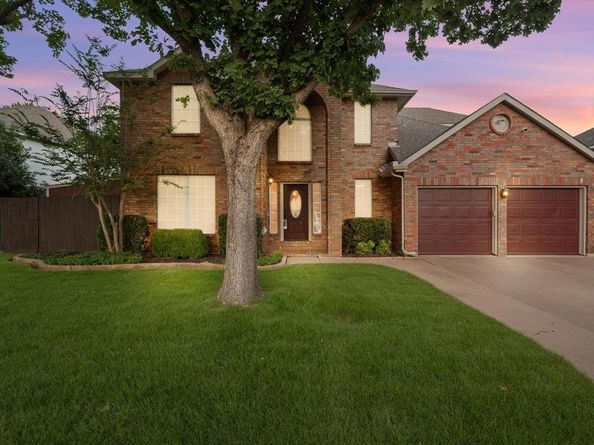 6111  Sandstone Drive , Arlington Texas 76001