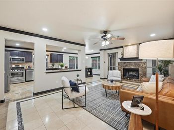 2832  Grandview Drive 