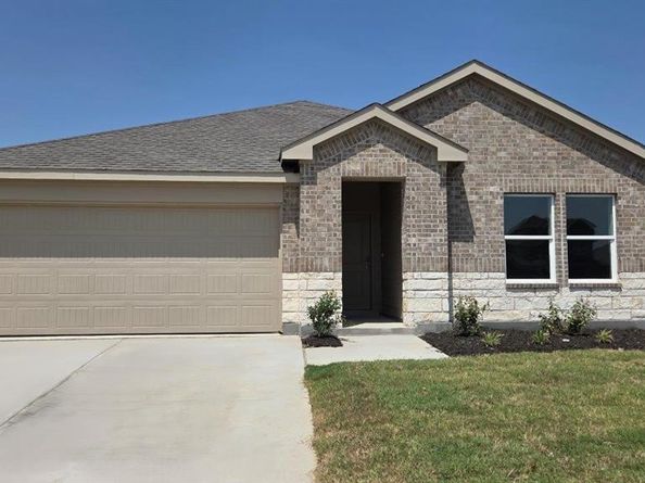 365  DEAF SMITH Street , Fort Worth Texas 76247