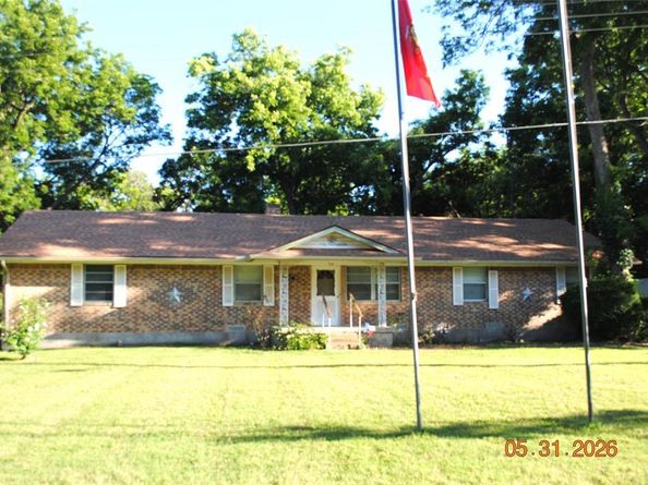 1628  RIVERWAY Lane , Lancaster Texas 75146
