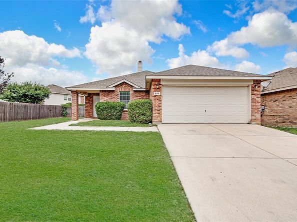 596  Creekbend Street , Crowley Texas 76036