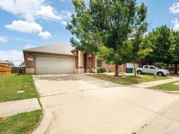 1005  Oarlock Drive 