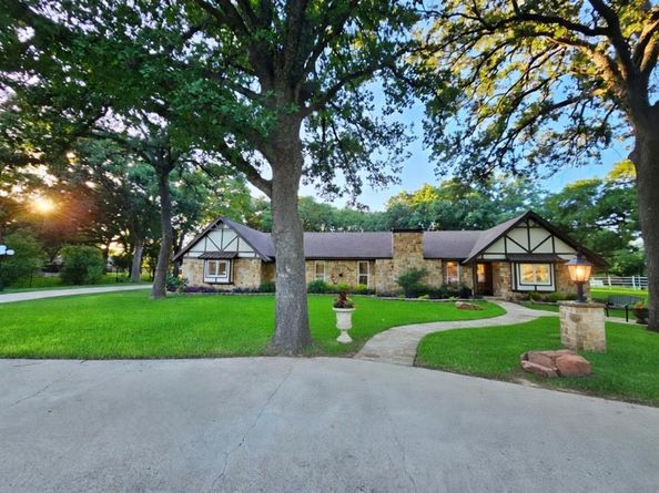 2311  Chaparral Trail , Mansfield Texas 76063