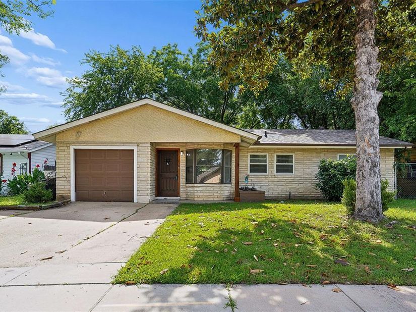 4113  Pate Drive , Fort Worth Texas 76119