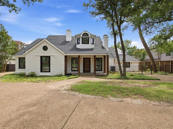 1521  El Campo Drive , Dallas Texas 75218