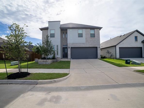 2829  Prospect Street , Celina Texas 75009