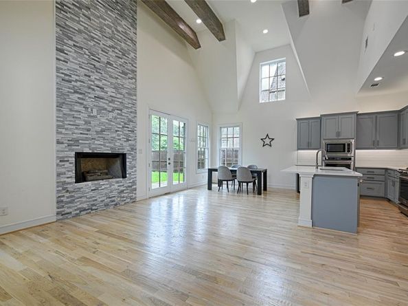 5067  Gaston Avenue , Dallas Texas 75214