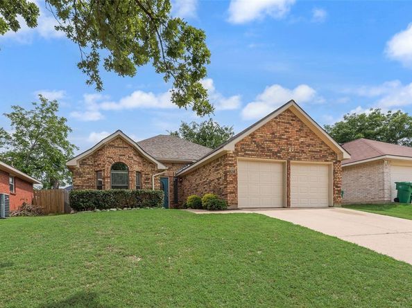 907  Sharp Drive , Cedar Hill Texas 75104