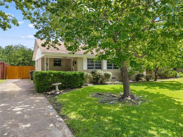 7103  Wake Forrest Drive , Dallas Texas 75214