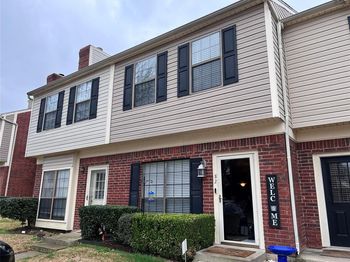 208  Samuel Boulevard 