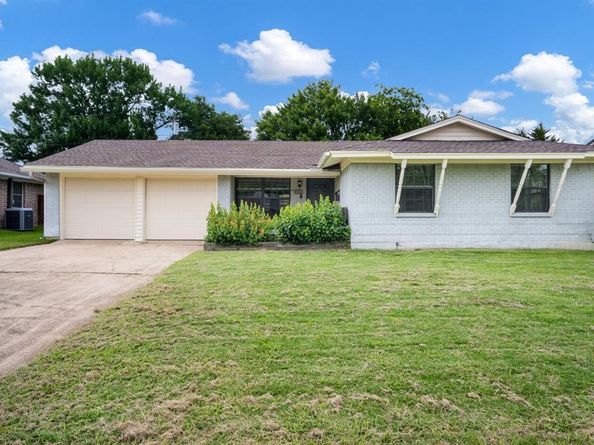 3005  Cameo Lane , Farmers Branch Texas 75234