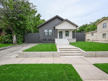2109  Gould Avenue 