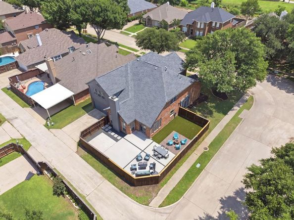 1436  Susan Lane , Carrollton Texas 75007