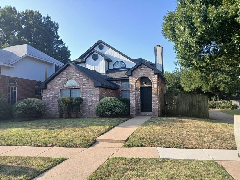 4305  Sierra Drive , Grand Prairie Texas 75052
