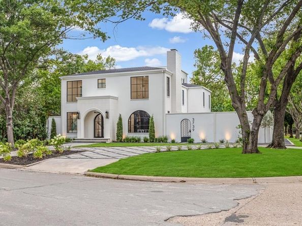 3739 N Versailles Avenue , Dallas Texas 75209